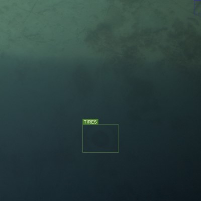 640x640 annotation patch of seafloor litter